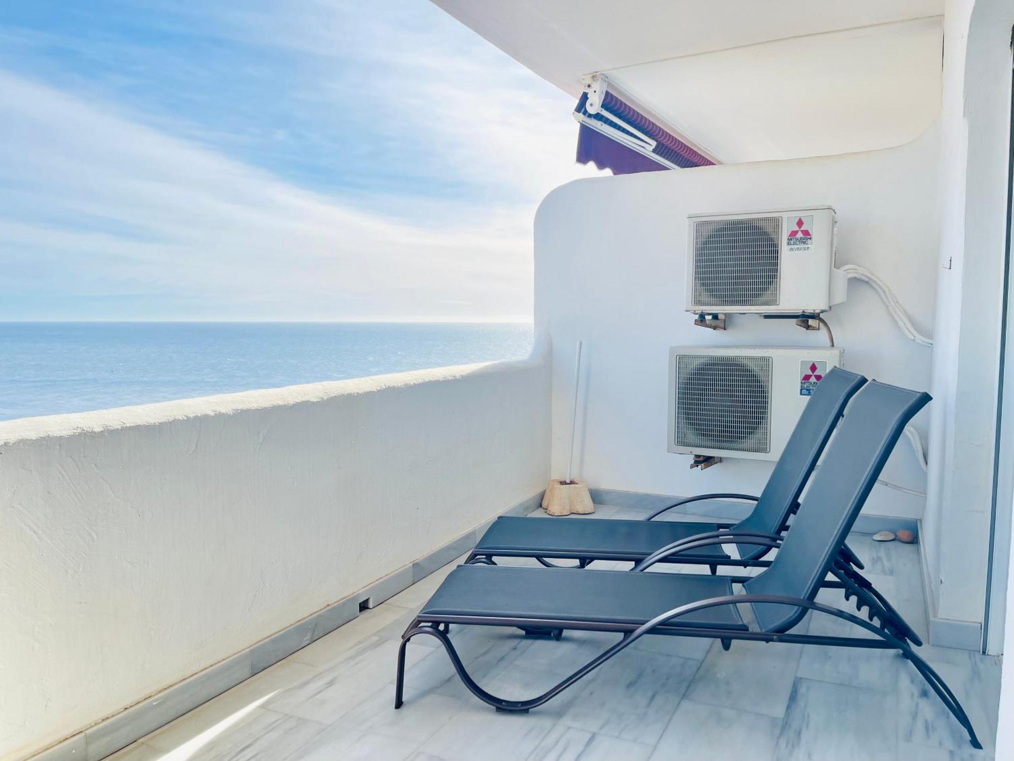 Marina sunrise, preciosas vistas al mar en una casa deliciosa La Herradura  Exterior foto